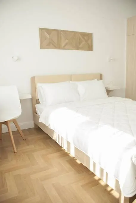 Apartment Eclectic Design Studio #01 In Aristotelous Thessaloniki Greece