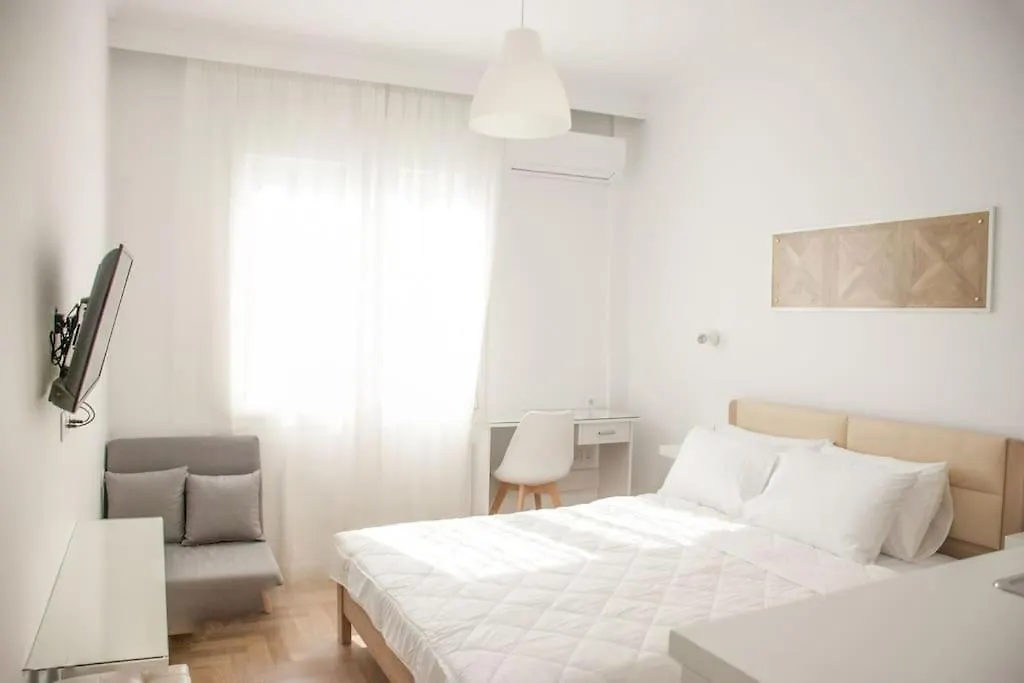 Eclectic Design Studio #01 In Aristotelous Thessaloniki Apartment